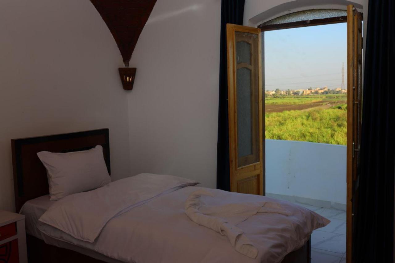 Quiet Gate Guest House Lel Agalta Exterior foto