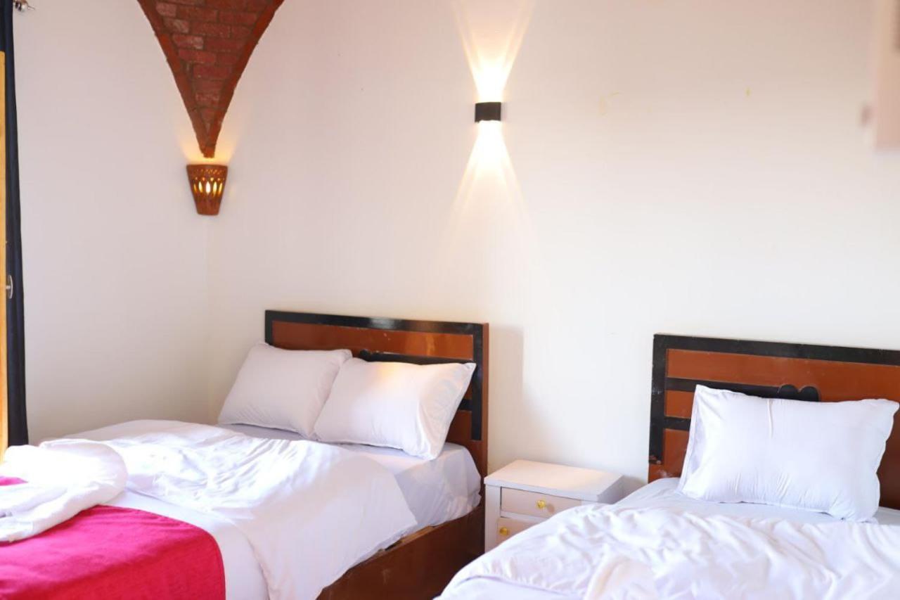 Quiet Gate Guest House Lel Agalta Exterior foto